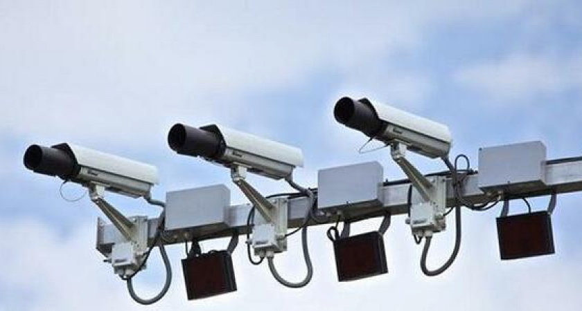 "Надо ездить по правилам, тогда и штрафов не будет!": новороссийцы встали на защиту камеры фиксации скорости в Васильевке