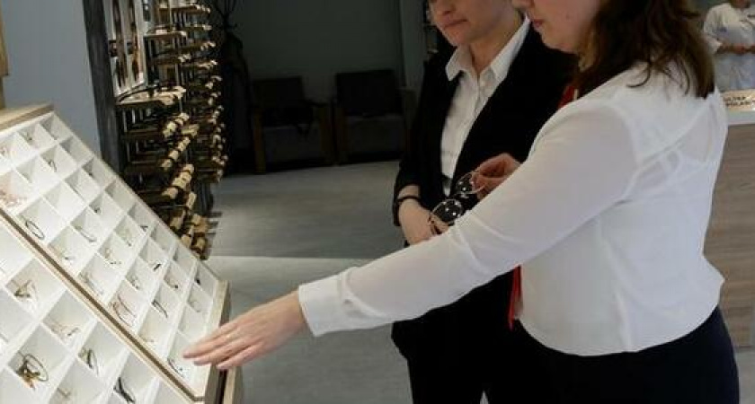 Забудьте про несколько пар очков! Прогрессивные линзы для коррекции дальнозоркости