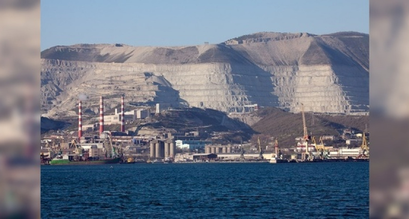 Ученые опасаются, что Черное море превратится в «мутную кашу». Отмечается сильное загрязнение акватории Новороссийской бухты