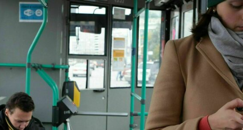 В следующем году новороссийцы смогут отслеживать общественный транспорт через телефоны
