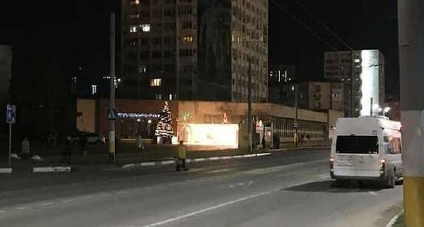 Новороссийцев призывают рассказать администрации о неосвещенных "зебрах"