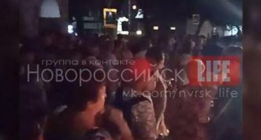 "Нельзя уехать из Абрау-Дюрсо": жалобы поступают от местных жителей и отдыхающих