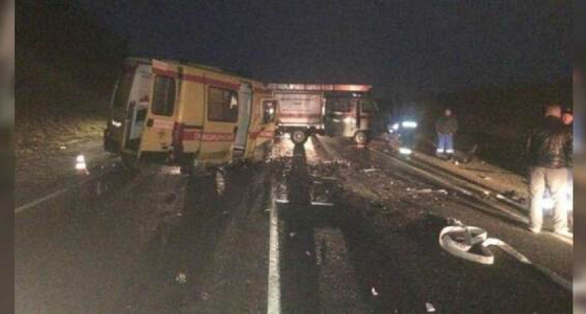 В Усть-Лабинском районе Краснодарского края страшное ДТП унесло жизни шестерых человек