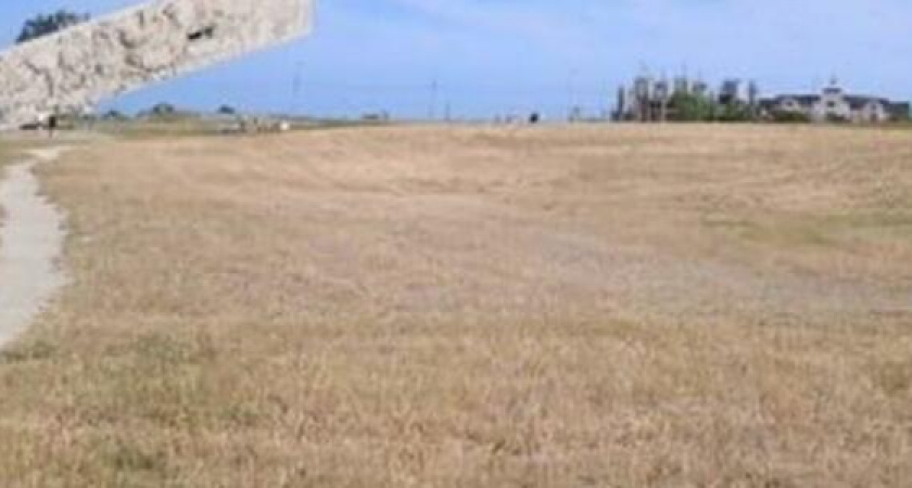 Власти Новороссийска объяснили причину покоса травы на Малой Земле