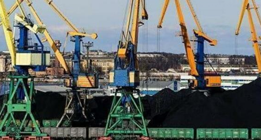 В Новороссийске разработали технологию, которая сократит выброс пыли при перегрузке угля на 90 процентов