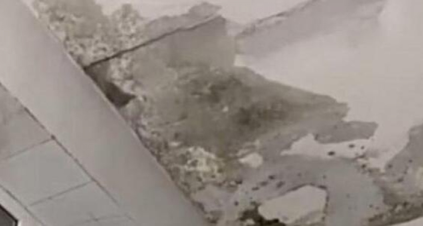 "Как выглядит бесплатная медицина в нашей стране!": в отделении гинекологии новороссийской больницы течет крыша