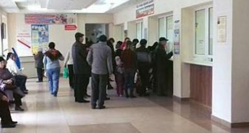 «Крыло закрыли, продезинфицировали». Из 5-й поликлиники Новороссийска  мужчину с подозрением на коронавирус увезли в «инфекционку»