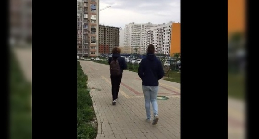 Известный блогер-урбанист Илья Варламов проинспектировал новороссийские новостройки