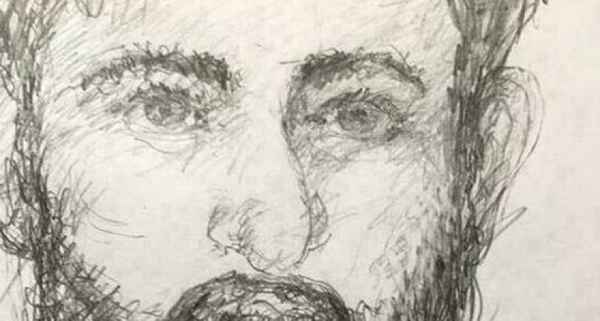 В Новороссийске неизвестный напал на женщину и ранил ее ножом. Полиция распространяет ориентировку на розыск преступника