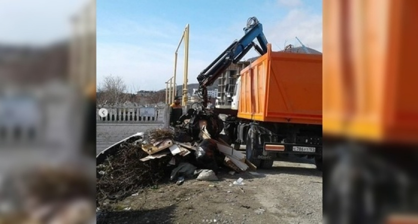 В Новороссийске закупили новое оборудование для очистки улиц