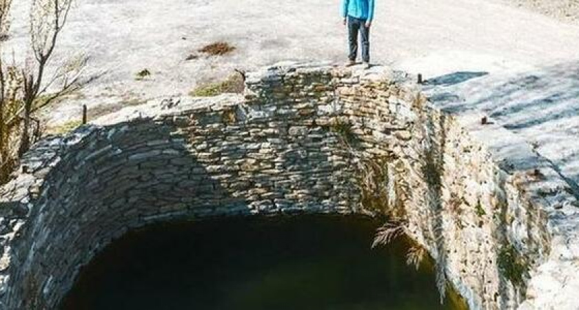 Новороссийский фотограф рассказал о сохранившемся старинном роднике "Горлатый" прямо в черте города