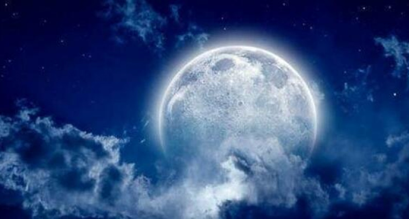 Жители Кубани могут увидеть голубую луну в ночь с 31 октября на 1 ноября