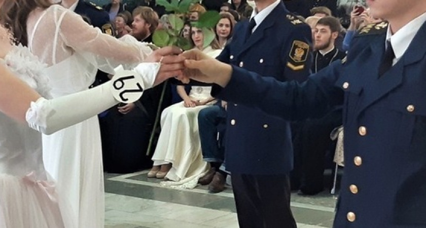 Новороссийский Сретенский бал впервые прошёл в ГМУ им. Ф.Ф.Ушакова