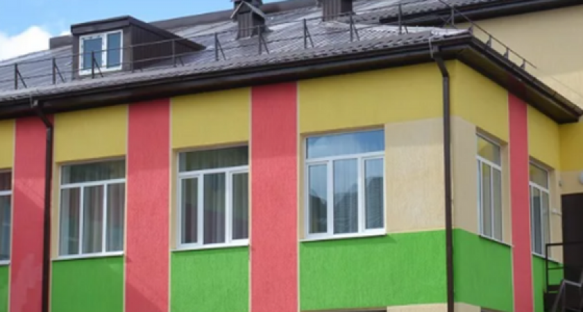 «Дети спят без матрасов, кормят плохо!»: новороссиец пожаловался на новый детский сад в 13-м микрорайоне Новороссийска