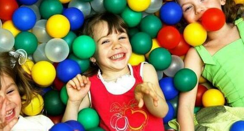 В Новороссийске закрыли два детских центра и три кафе из-за несоблюдения масочного режима