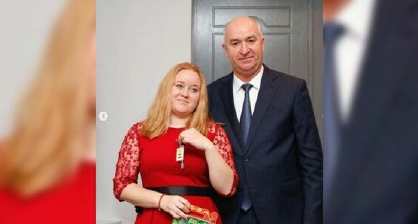 Дети-сироты Новороссийска получили ключи от новеньких квартир