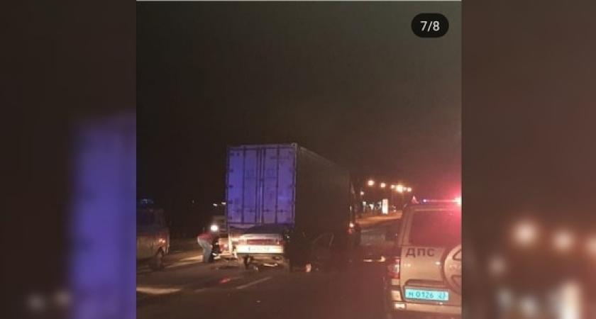 В жестком ДТП под Новороссийском серьезно пострадали трое молодых людей