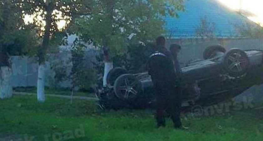 Под Новороссийском «Мерседес» насмерть сбил пешехода, стоявшего на обочине