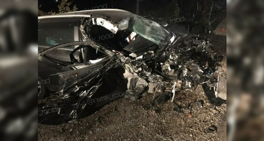 Под Новороссийском военный КАМАЗ «раздавил» «Ладу Весту»