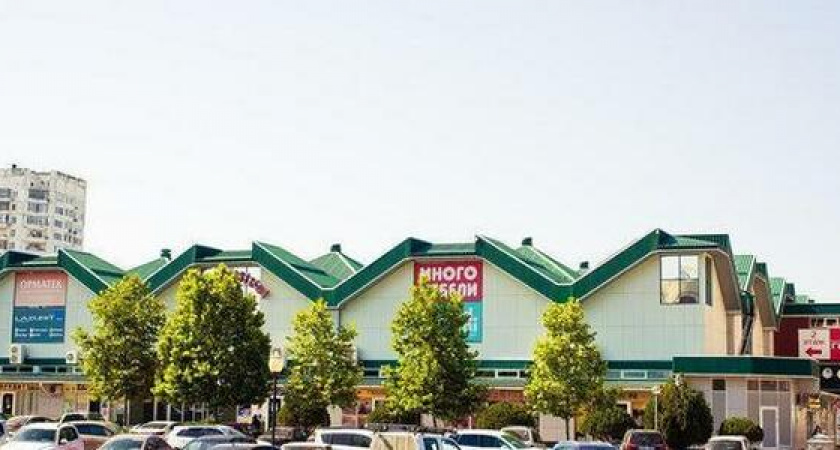 В Новороссийске на территории Южного рынка грузовая ГАЗель сбила 71-летнего дедушку