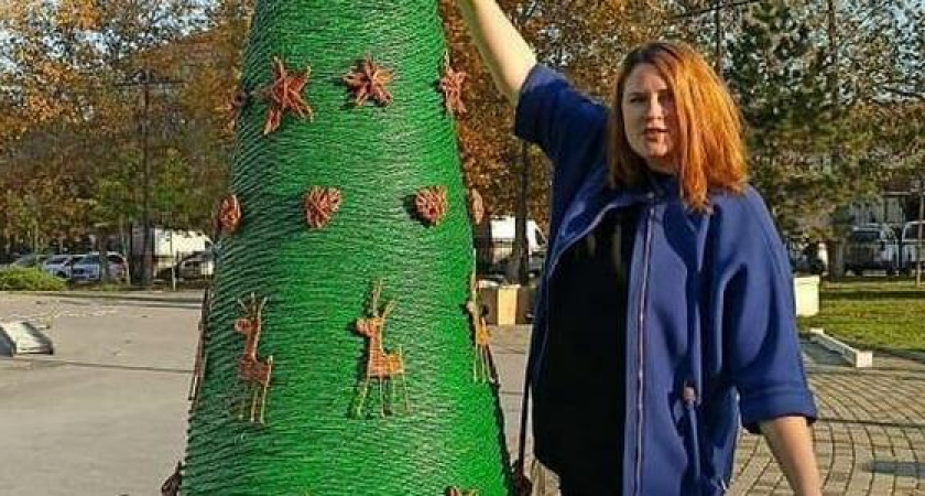 Бумажная елка многодетных мам из Новороссийска вошла в Книгу рекордов России