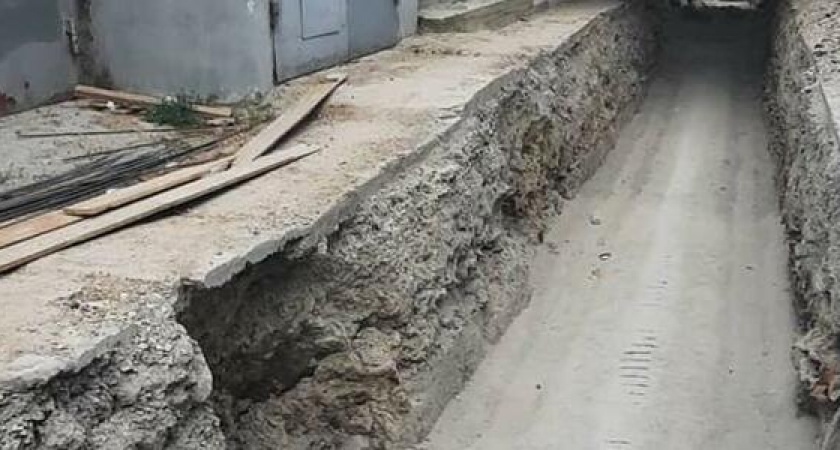 "В пробках стоять еще долго!": мэр Новороссийска обещал открыть движение на Энгельса на этой недели, но работы затянутся еще на 20 дней