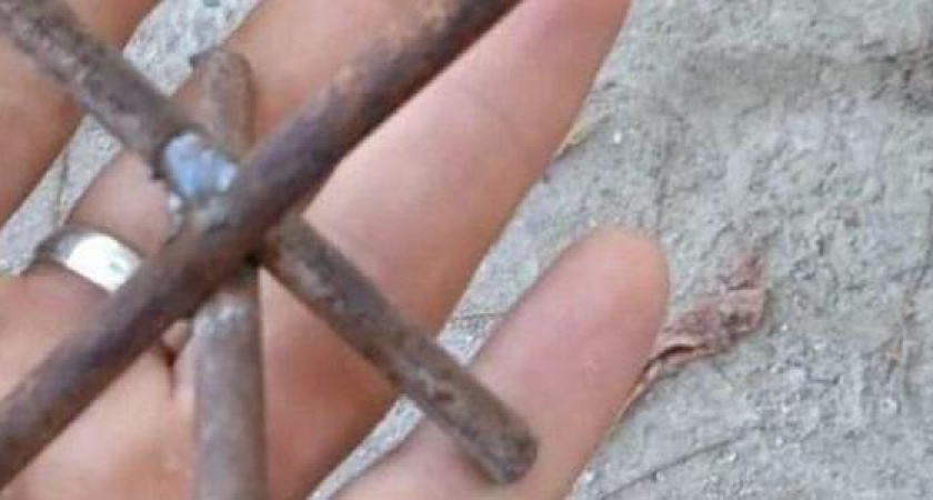 "Камазисты объявили нам войну!": новороссийцы обнаруживают на дорогах опасные "звездочки" - будьте осторожны