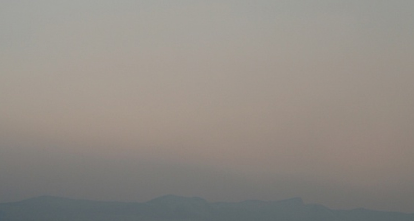 В мэрии объяснили, почему Новороссийск накрыло дымовой завесой