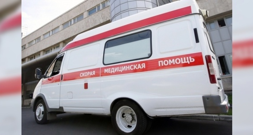 В Новороссийске девочка-подросток упала с высоты на асфальт