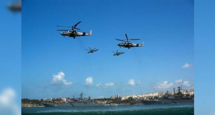 Летчики начали готовиться к воздушному параду, который пройдет в Новороссийске 9 Мая