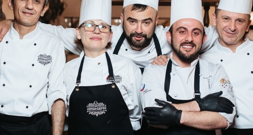 Стартовало голосование: помоги ресторану из Новороссийска стать одним из лучших в России!