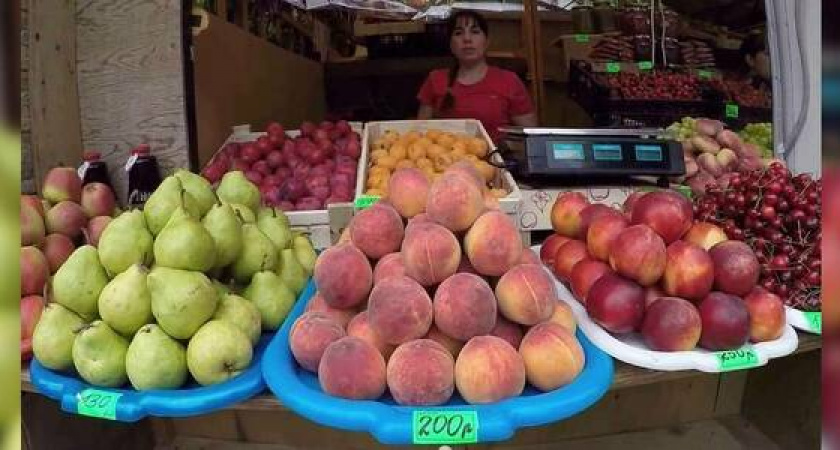 Как новороссийцам выбрать хорошие ягоды и фрукты: советы Роспотребнадзора