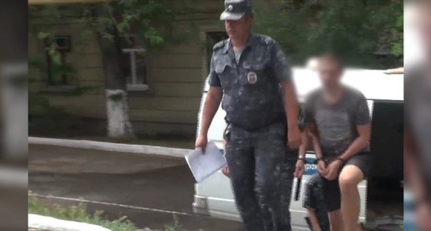 В Новороссийске сбывали фальшивые двухтысячные банкноты