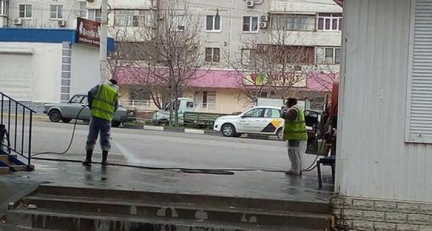 Обнародован список и график дезинфекции улиц в Новороссийске. Горожан просят не выходить из дома в часы обработки
