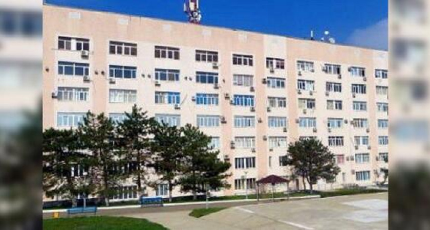 Из-за коронавируса штат первой городской больницы временно сократился на 28 человек