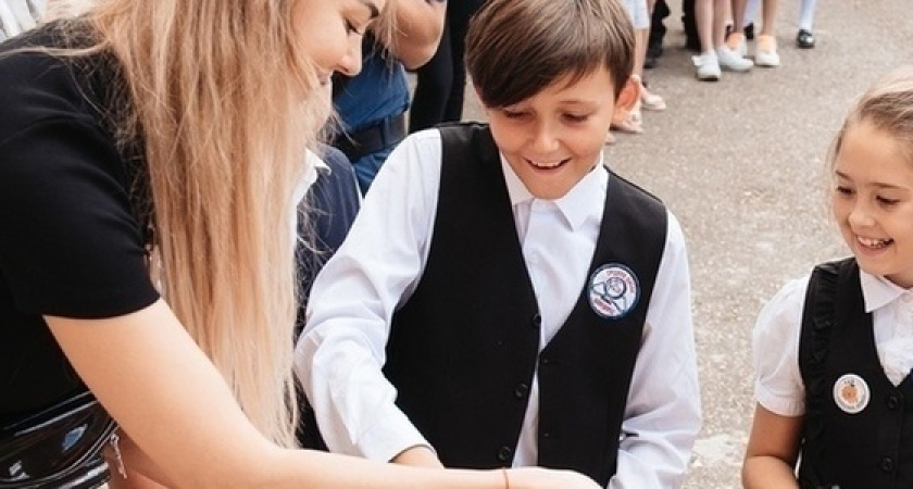 Изучаем английский любой сложности  в Абрау-Дюрсо: на курорте открылась языковая школа Leo school