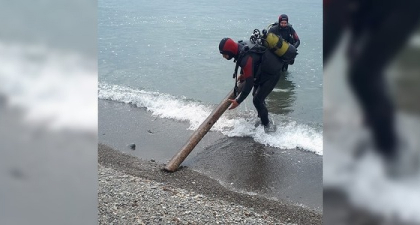 Спасатели обследуют морское дно на пляжах Новороссийска: фото