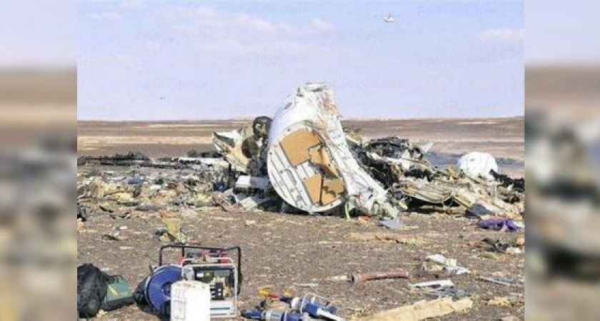 «Когалымавиа» назвал причины разрушения самолета в воздухе в Египте