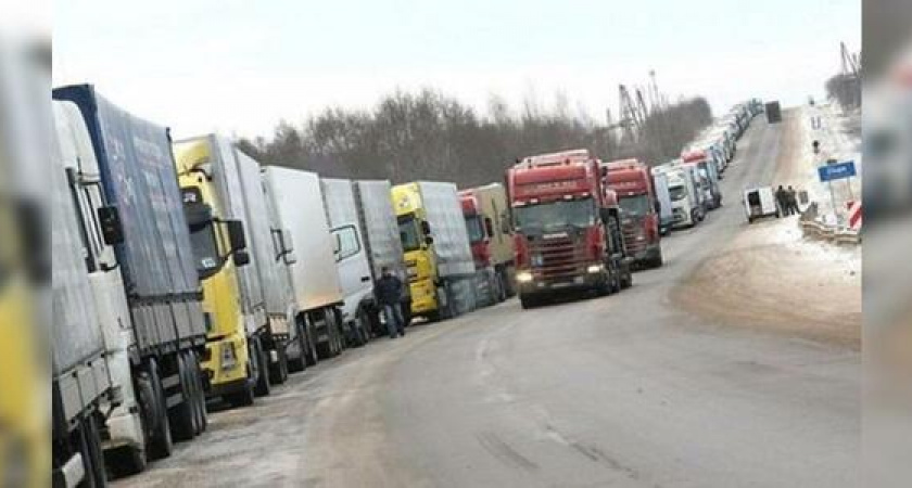 Штрафы российским дальнобойщикам уменьшили почти в 100 раз