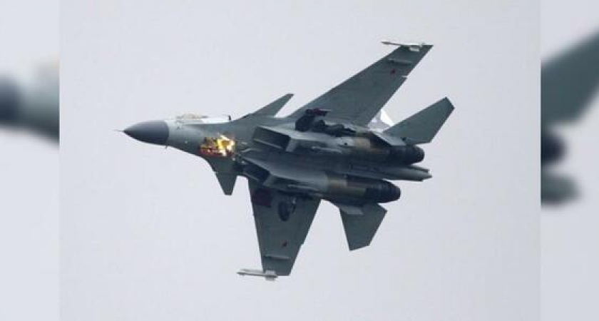 Над Черным морем в 70 километрах от берега летал неопознанный самолет