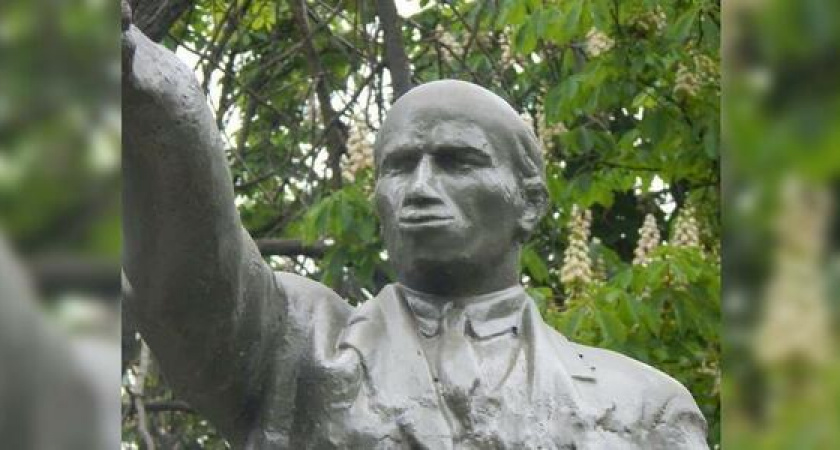 На кого похож? В Краснодарском крае неудачно отреставрировали памятник Ленину