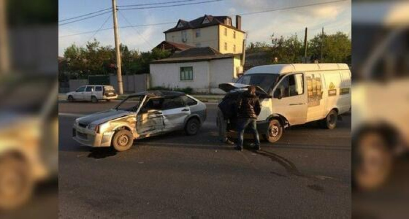 В Новороссийске столкнулись «девятка» и «ГАЗель»