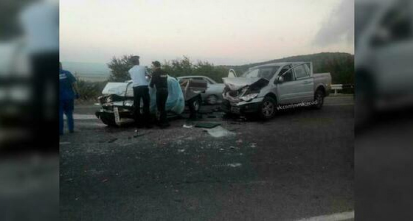 Лобовое столкновение под Анапой: погиб один человек