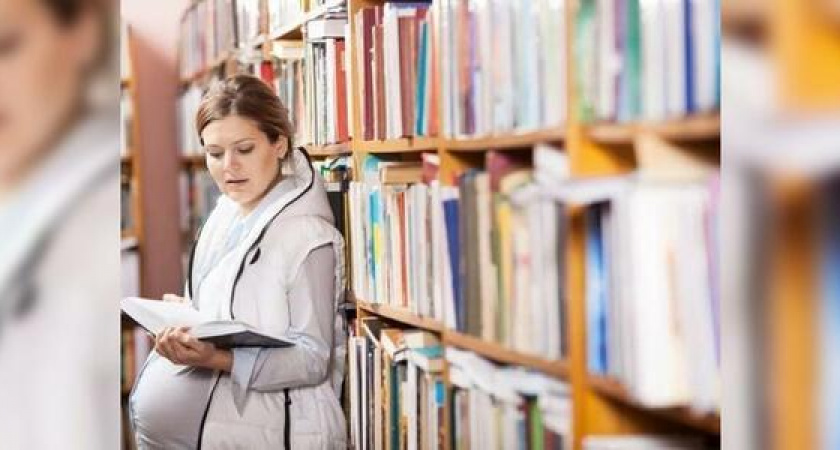 В России родивших студенток хотят переводить на бюджетные места