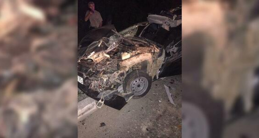 В пригороде Новороссийска «Приора» влетела под фуру