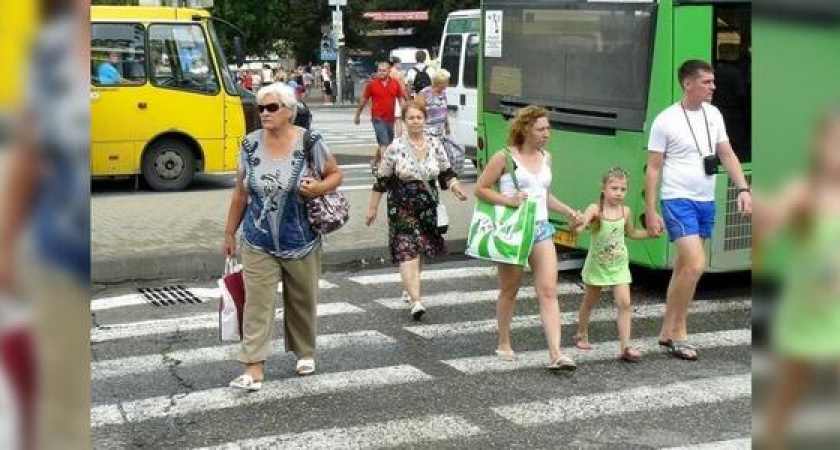 Штраф за непропуск пешеходов вырастет на тысячу рублей