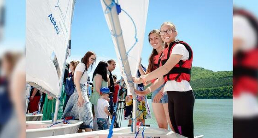 Укротите стихию в Абрау-Дюрсо: клуб Abrau Sailing поднимает паруса