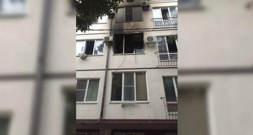 «Невозможно было выйти из-за дыма!»: в Новороссийске вспыхнул пожар в квартире