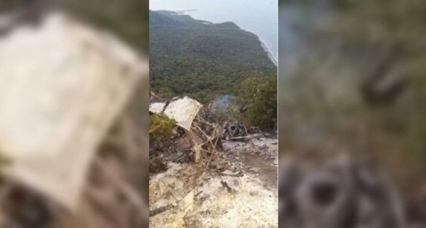 На месте крушения вертолета под Новороссийском нашли тело пилота: появились фото и видео катастрофы