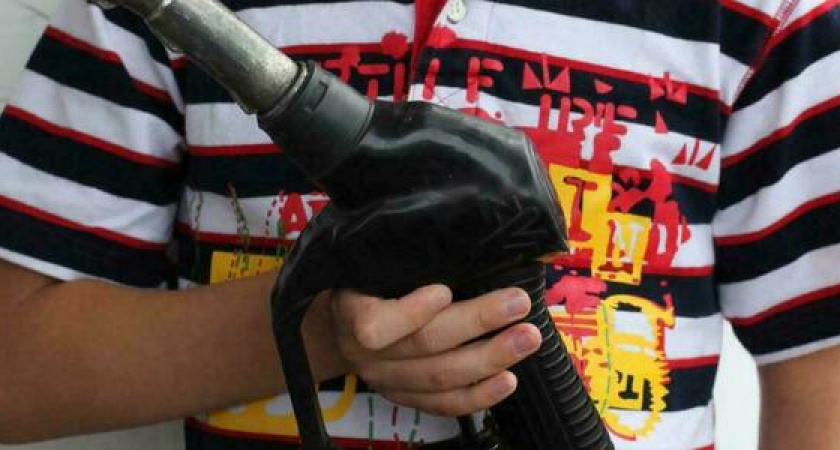 «Наша Газета» в Новороссийске снова заправила полный бак бензина горожанину